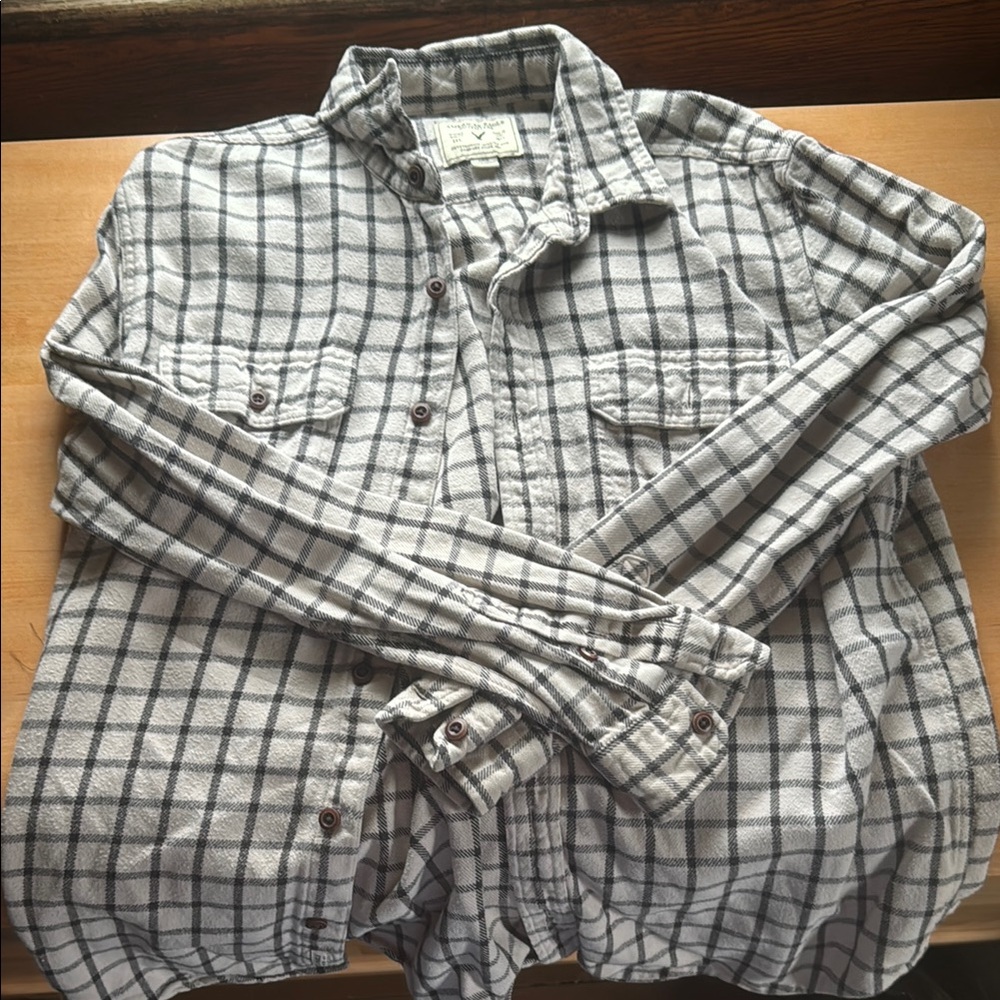 American eagle black and white flannel
